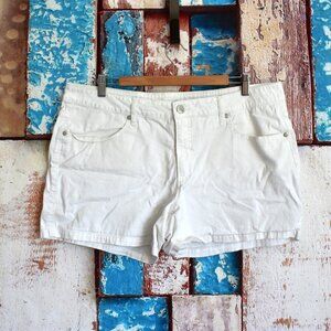 Women's Faded Glory Chino Shorts 3" Inseam Belted SIZE 16 White